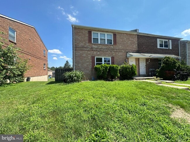 Photo - 5081 Defford Pl Townhome
