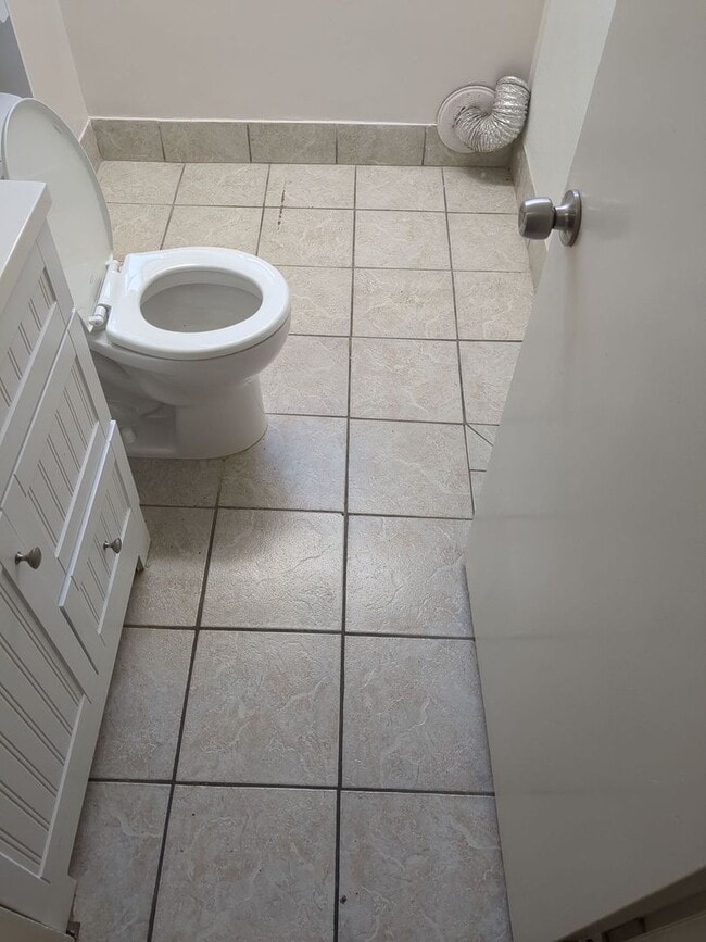 Photo - 8177 S Darin St