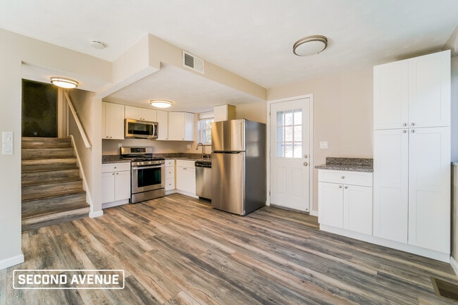 Photo - 512 Holly Dr