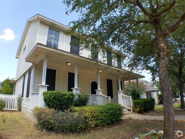 Building Photo - Plum Creek 4 bed Newly Painted Rental