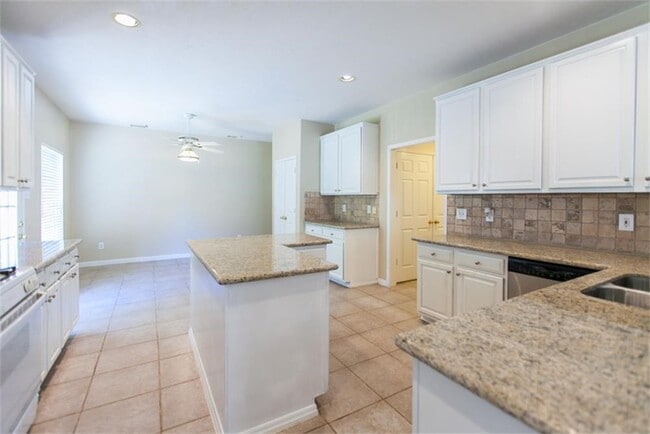 Photo - 13630 Country Green Ct