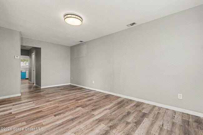 Photo - 701 Tropic St