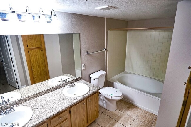 Photo - 5055 W Hacienda Ave Unit 2017