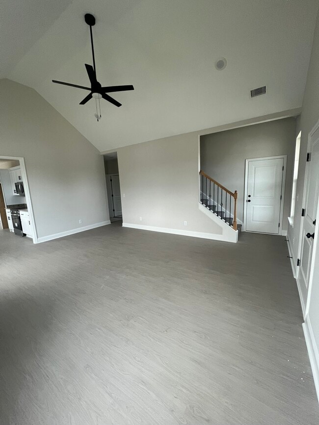 Photo - 102 Bennett St