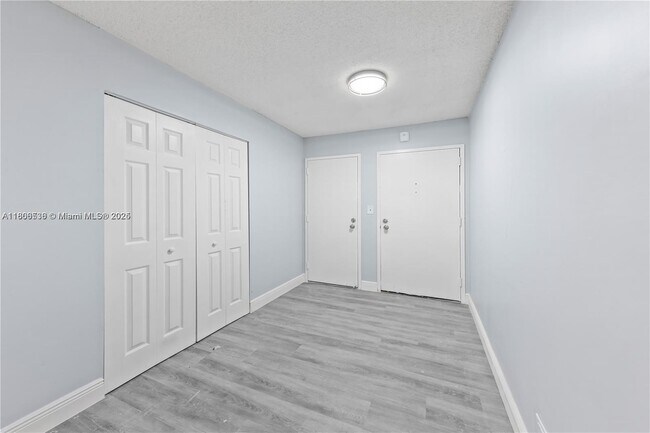 Photo - 3680 Inverrary Dr Unit 3J