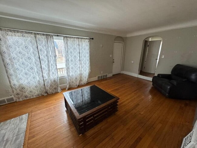 Photo - 14088 Roselawn St