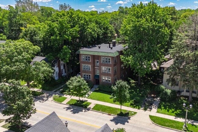 Photo - 407 W Green St