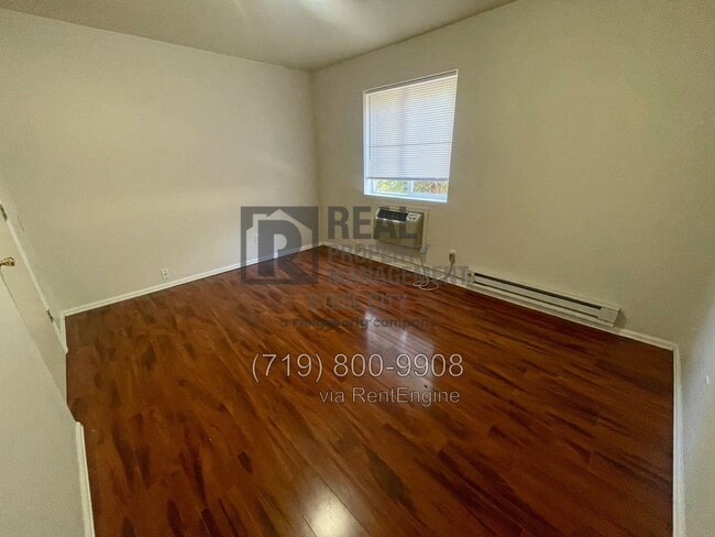 Photo - 1713 Oakshire Ln Unit D