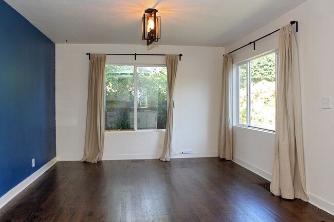 Photo - 9533 N Buchanan Ave