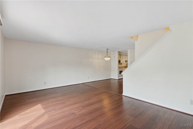 Photo - 104 Lookout Cir