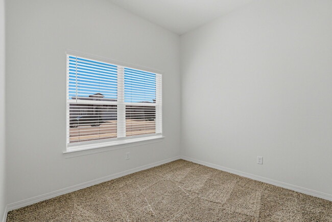 Photo - 905 Louisiana Downs Ave