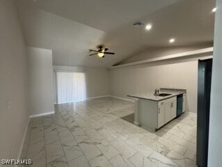 Building Photo - 749 SW 9th St Rental