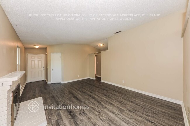 Photo - 27394 Rustic Ln