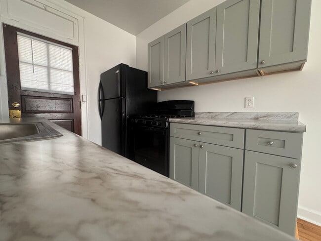 7041 S Constance Ave Unit 7047-3B