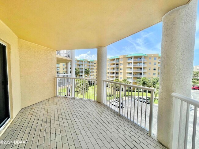 4670 Links Village Dr Unit A406