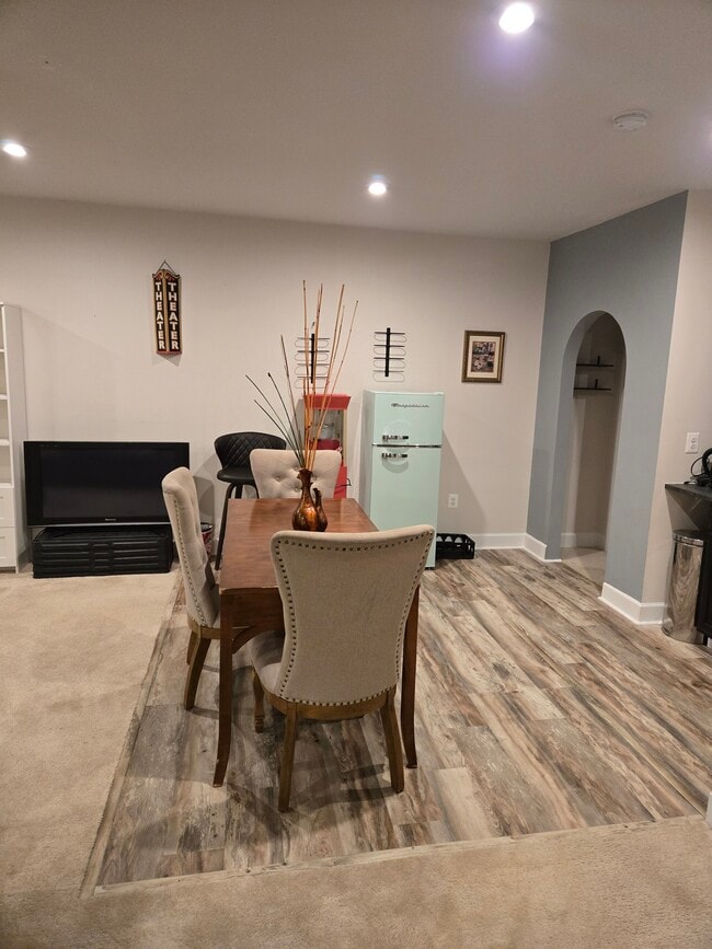 10604 McCormick Farm Dr Unidad Boh Chic Basement