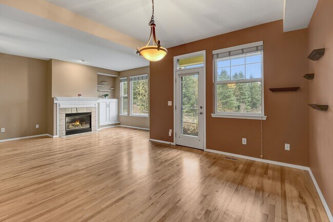 Photo - 3bd/2.5ba Snoqualmie Townhome