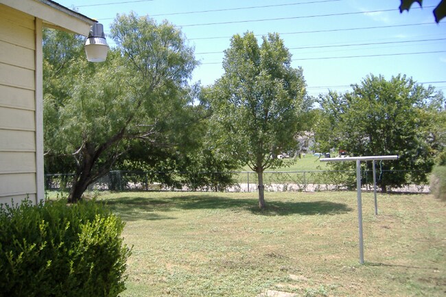 Photo - 631 J St Unidad 2