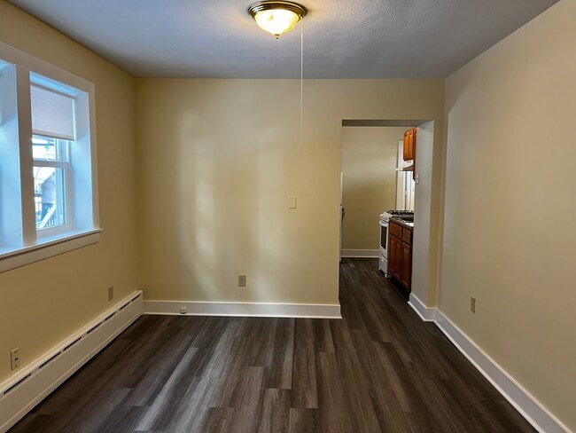 Building Photo - River Street Residences in Hyde Park Unit 1R