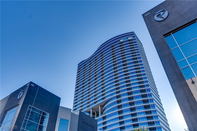Building Photo - 4525 Dean Martin Dr Unit 805 Rental