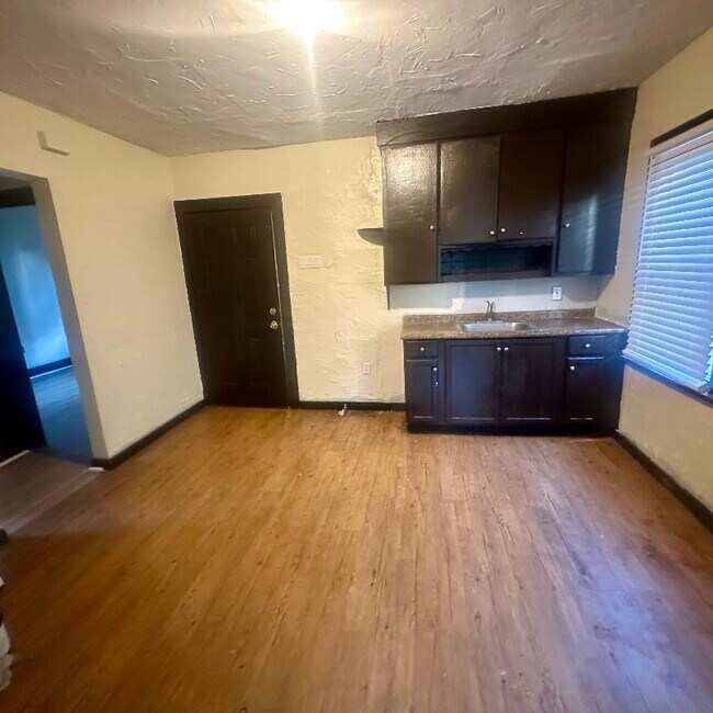 Photo - 1007 Nathaniel Rd Apartamento Unidad Bottom