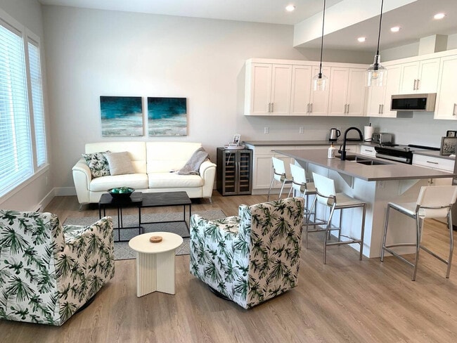 Building Photo - 2501 Radio Tower Rd Unit SI ID1522010P