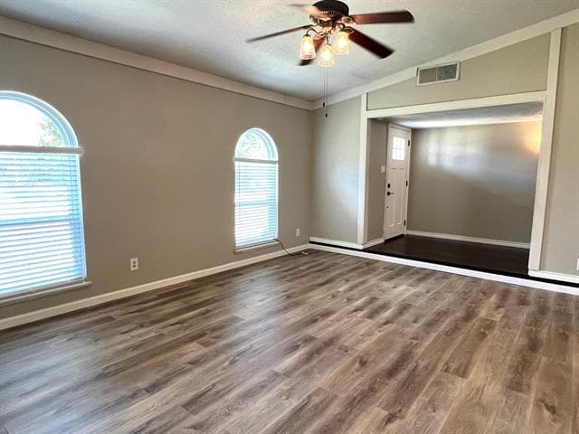 Photo - 1208 Crestwood Ct