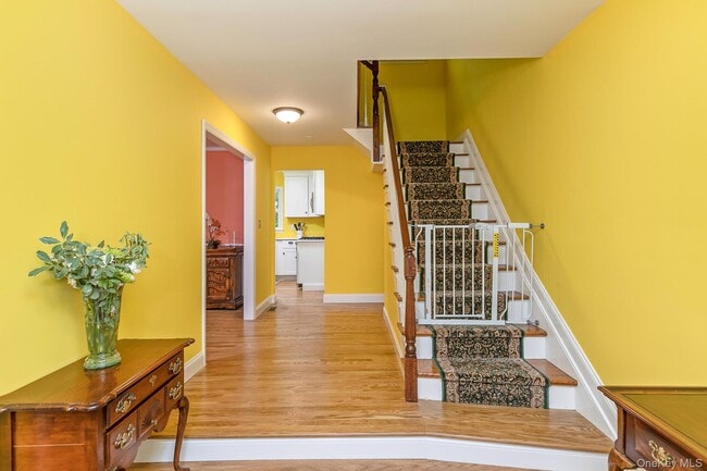 Photo - 451 River Rd