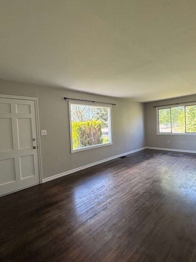 2 Bed 2 Bath Home - 2 Bed 2 Bath Home