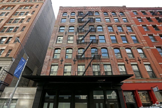 Photo - 28 N Moore St