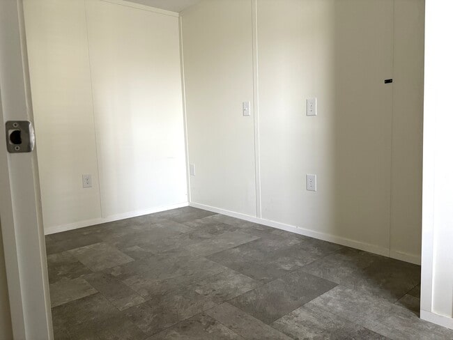 Photo - 903 Salters St