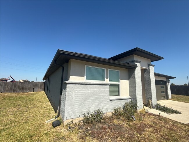 Photo - 28930 Yampa Mill Ln