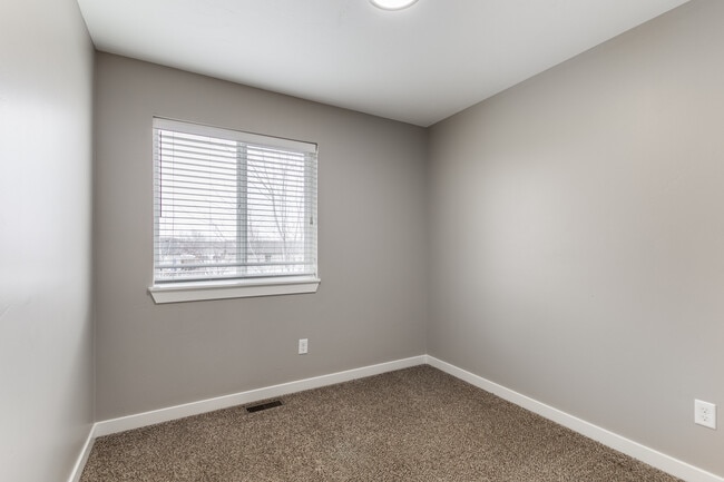 Meadowcreek Townhomes
