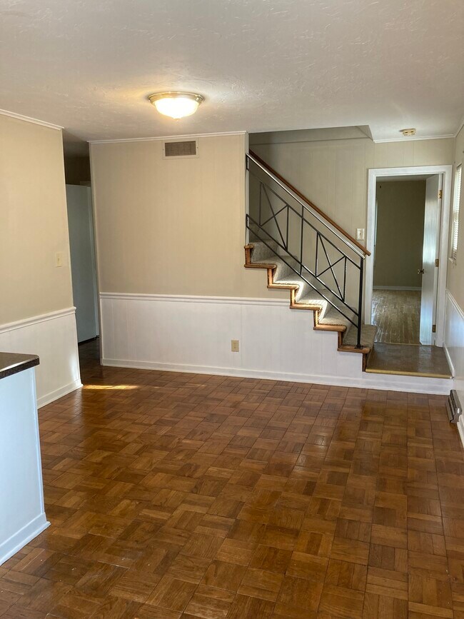 Photo - 2845 Chamberlain Rd