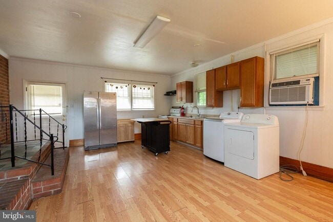 Photo - 612 N Preston St