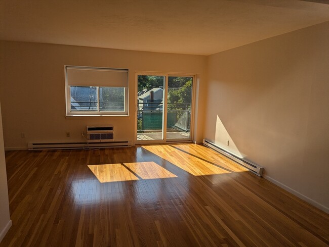 Building Photo - 530 Highland Ave Unit 346 Rental