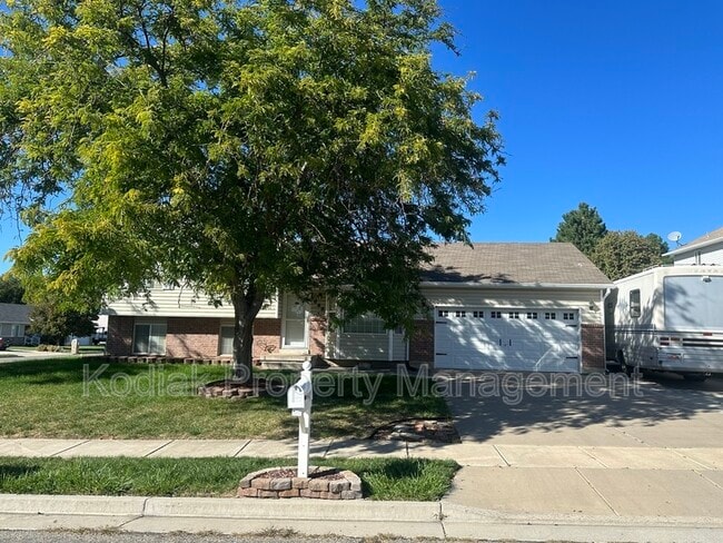 Photo - 898 W 1025 N