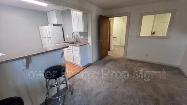 Photo - 122 I St Unidad 3rd Floor