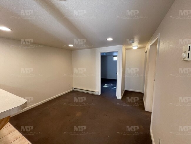 Photo - 511 1/2 S Grant Ave