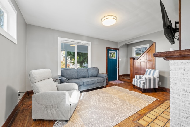 Photo - 1270 S Ohio Ave