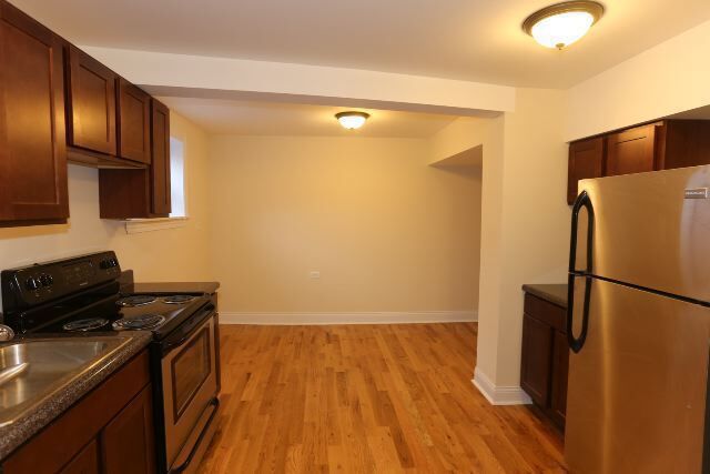 Photo - 1130 W Oakdale Ave Unit S-G