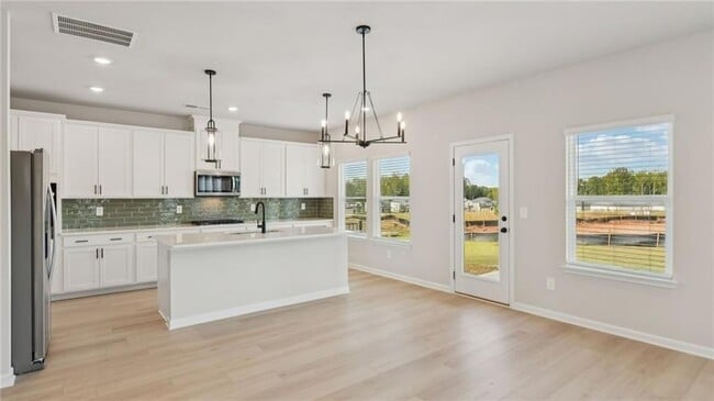 Photo - 2968 Sweet Red Cir