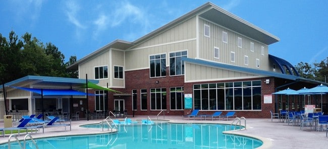 Coastal Club Student Living - Coastal Club Student Living Apartments