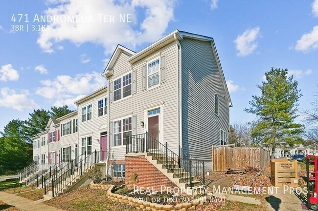 Photo - 471 Andromeda Terrace NE