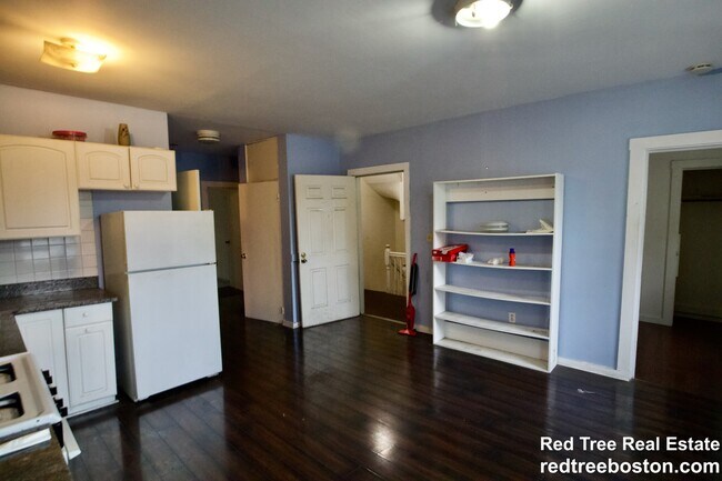 Photo - 1576 Tremont St Unit 2