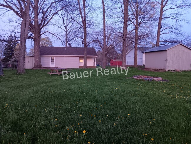 Photo - Two Bedroom in Crestview Local Schools