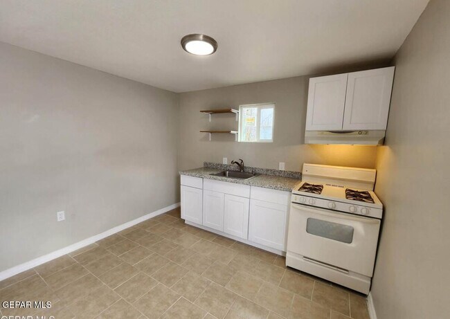 Photo - 116 N Clark Dr Unit B