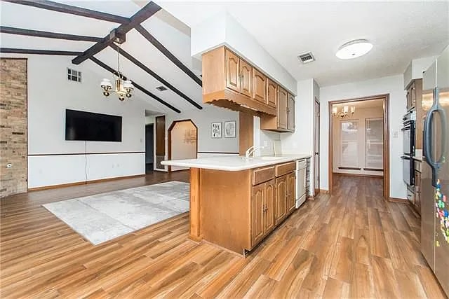 Photo - 217 Lovers Ln