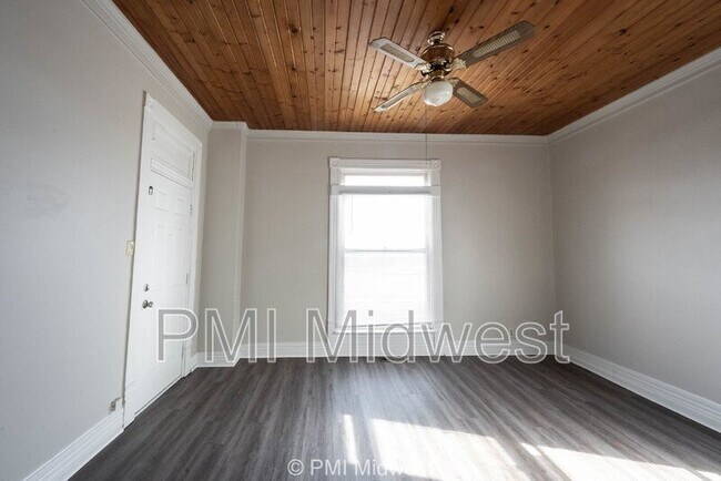 Photo - 632.5 S State St