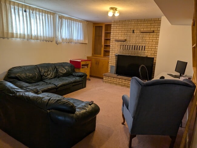 Photo - 2660 Central Ave